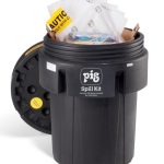 KIT PDERRAMES NEW PIG SOLO ACEITE CAP DE ABSORBENCIA 40 GAL CCONTENEDOR NEGRO 95 GAL